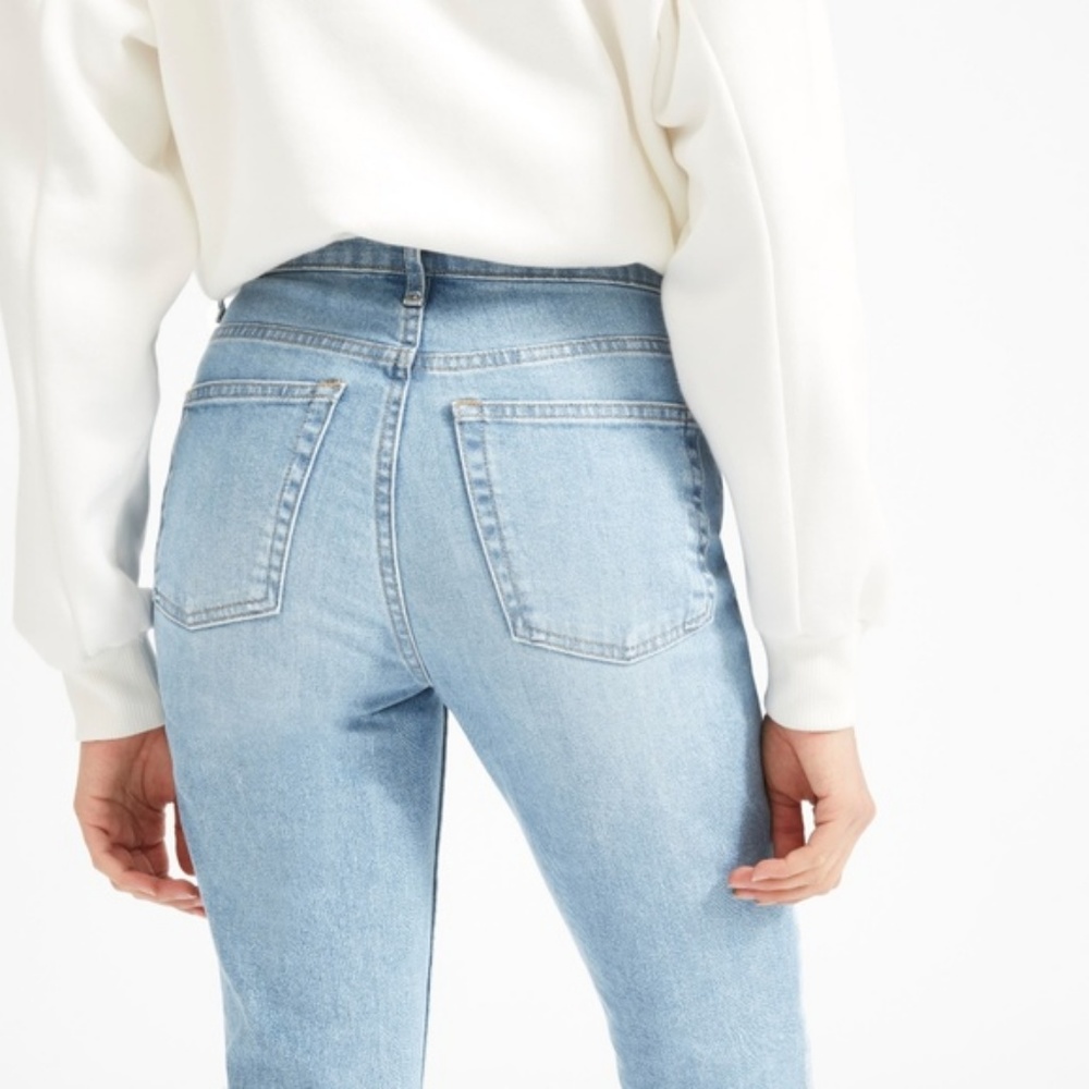 Everlane - Cheeky Straight Jean (Ankle, Sky Blue)